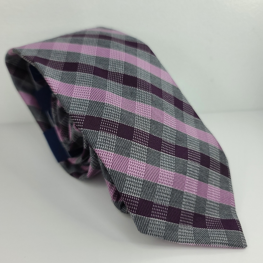STAFFORD Pink /Gray Plaid Neck Tie. New With Tags.